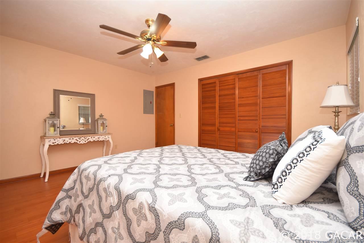 9818 Southwest 1st Place Gainesville, FL 32607 - Photo 17 of 23 Front Bedroom