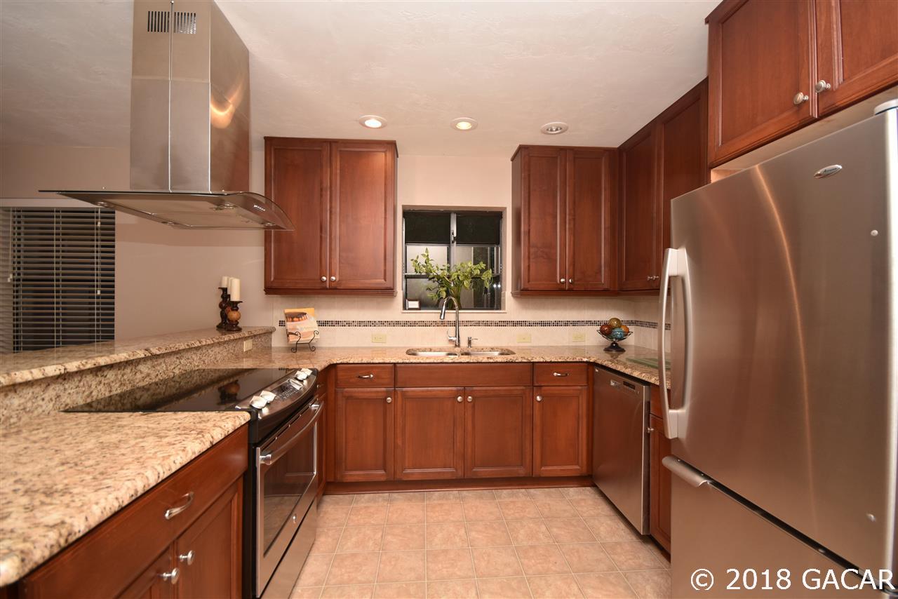 9818 Southwest 1st Place Gainesville, FL 32607 - Photo 10 of 23 Kitchen