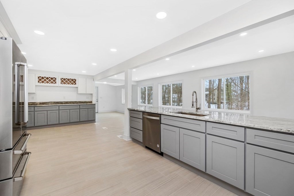 38 Independence Street Canton, MA 02021 - Photo 9 of 24