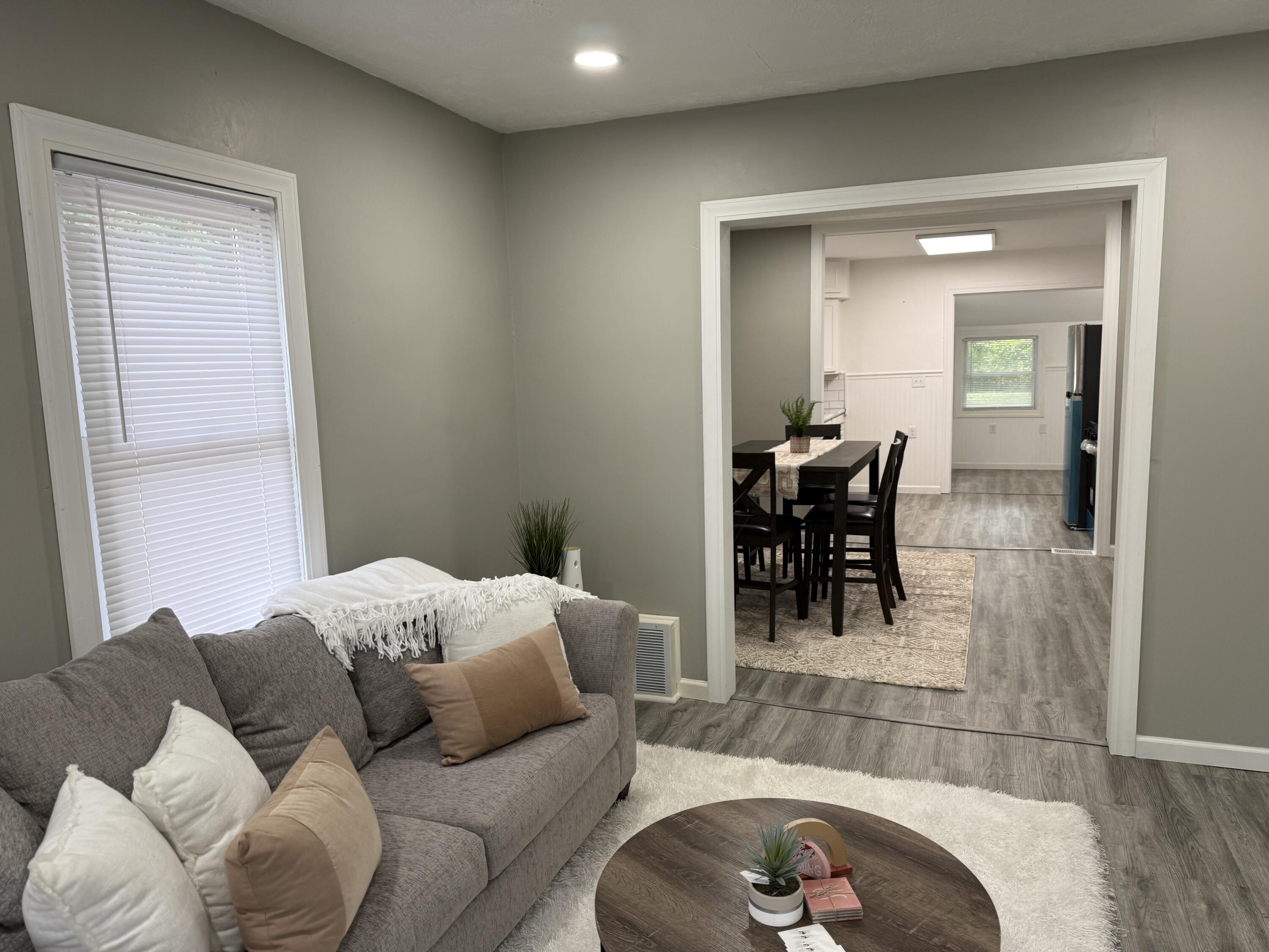 1008 Cooper Avenue Kalamazoo, MI 49048 - Photo 17 of 28 IMG_0387 (1)