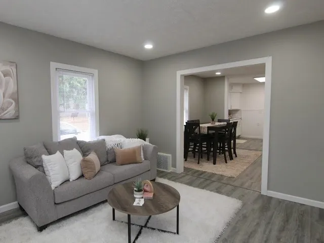 $150,900 | 1008 Cooper Avenue, Kalamazoo, MI 49048