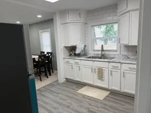 $150,900 | 1008 Cooper Avenue, Kalamazoo, MI 49048