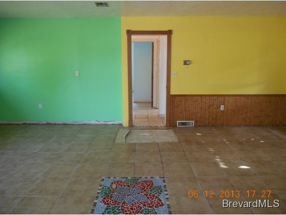 306 3rd Street Merritt Island, FL 32953 - Photo 5 of 10 Additional Photo