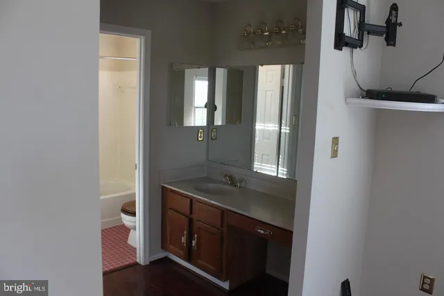 $725,000 | 13310 Point Rider Lane, Herndon, VA 20171