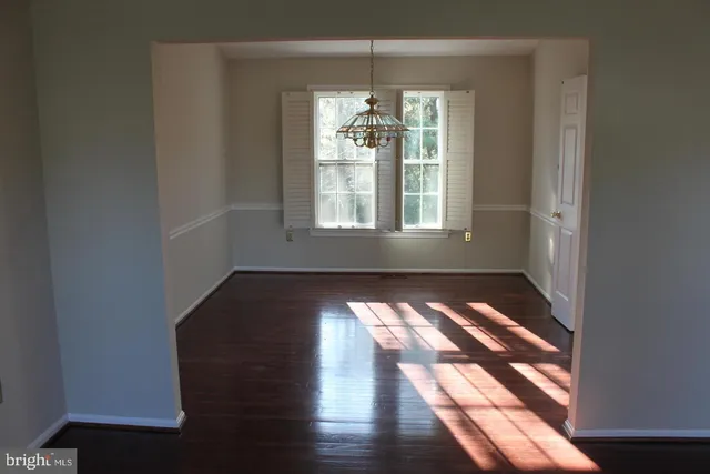 $725,000 | 13310 Point Rider Lane, Herndon, VA 20171