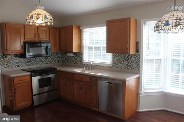 $725,000 | 13310 Point Rider Lane, Herndon, VA 20171