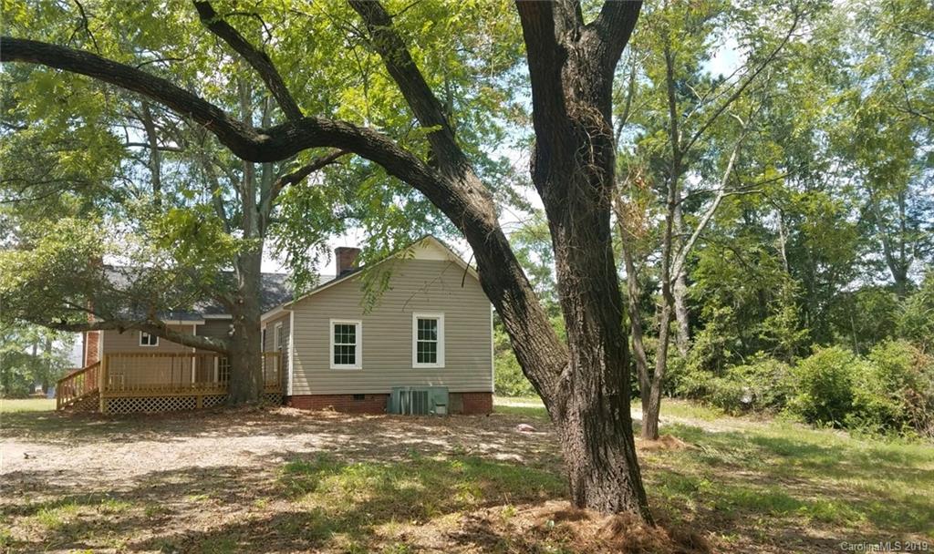 1397 Will Evans Road Jefferson, SC 29718 - Photo 2 of 13 Gallery Image 2