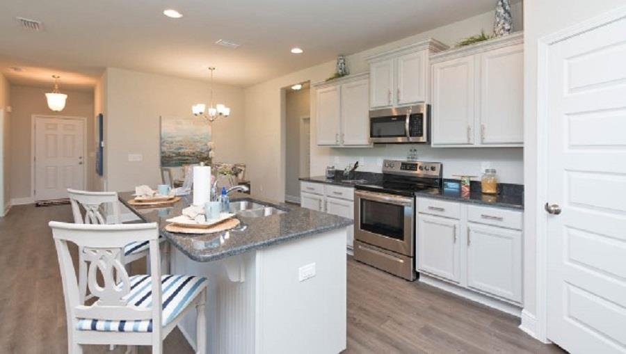 9473 Impala Drive, Unit 2 Foley, AL 36535 - Photo 9 of 21 Kitchen