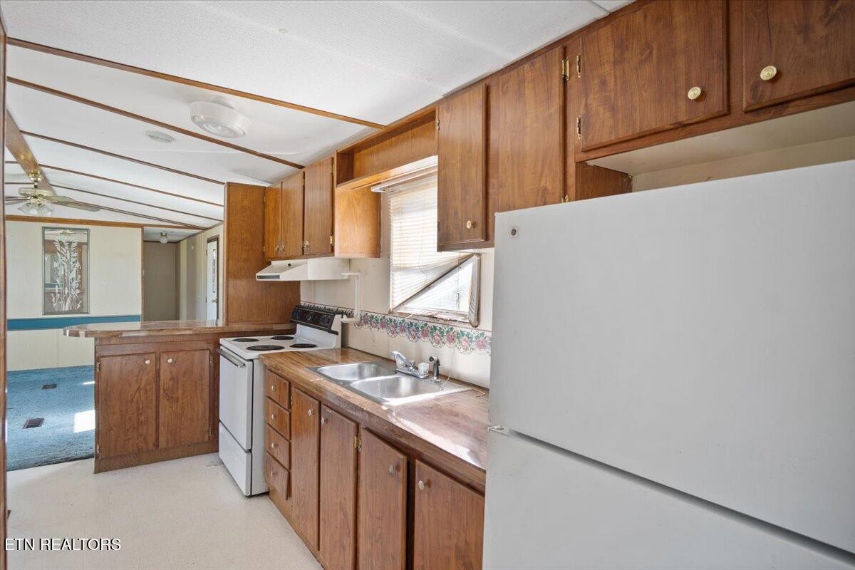579 Hodge Road Bean Station, TN 37708 - Photo 8 of 27