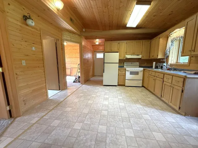 $425,000 | 42810 Co Highway 26, Rochert, MN 56578