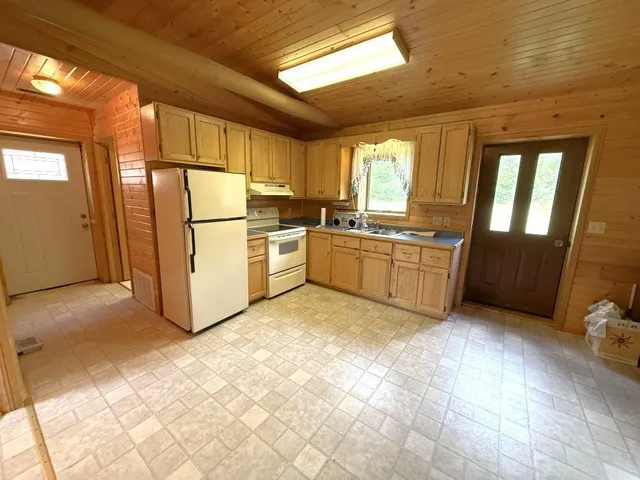 $425,000 | 42810 Co Highway 26, Rochert, MN 56578