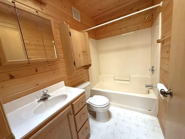 $425,000 | 42810 Co Highway 26, Rochert, MN 56578