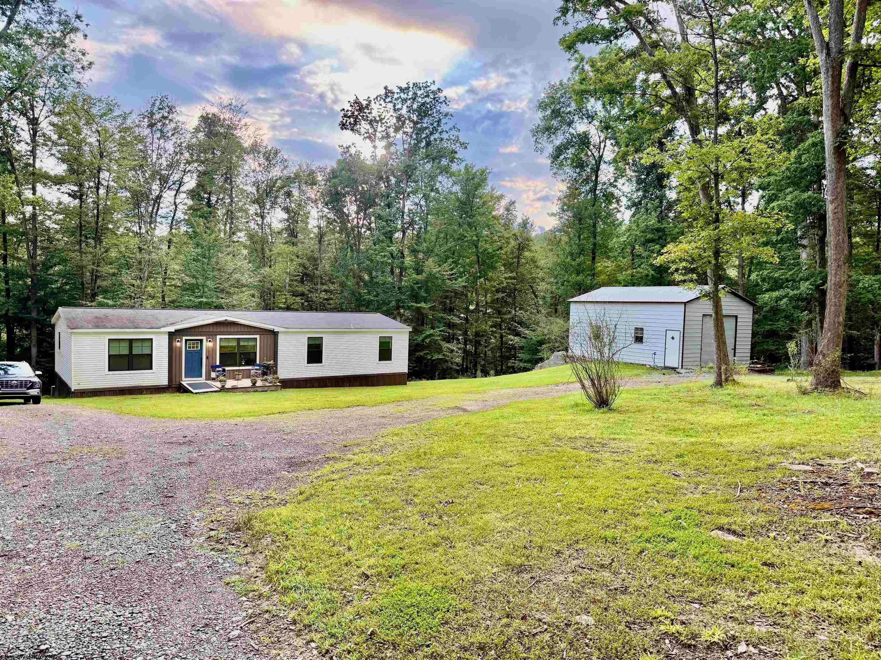 323 Long Run Road Fairmont, WV 26554 - Photo 37 of 44 Gallery Image 37