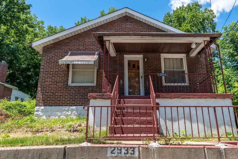 2933 North Hanley Road St. Louis, MO 63121 - Photo 1 of 16 Gallery Image 1