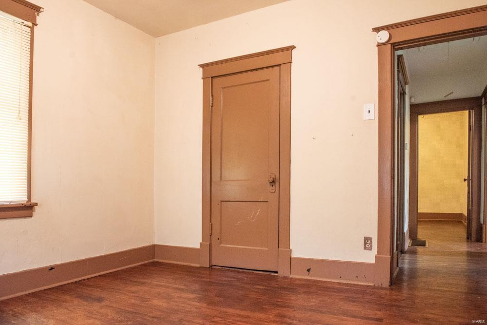 2933 North Hanley Road St. Louis, MO 63121 - Photo 7 of 16 Gallery Image 7