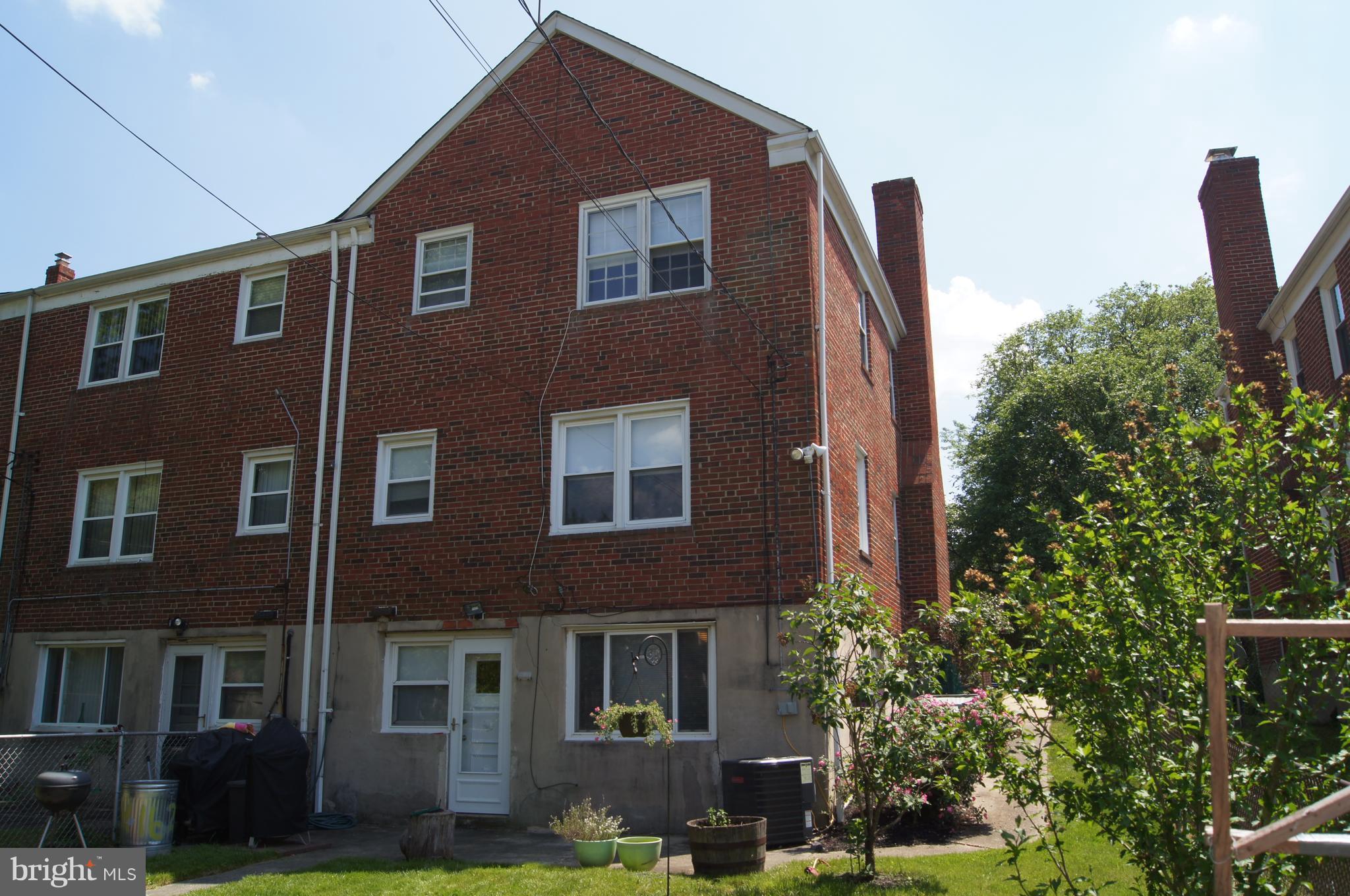 1628 Heathfield Road Baltimore, MD 21239 - Photo 24 of 27 Great Brick-Work!!