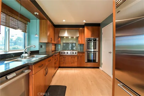 $6,300 | 1141 17th Street, Unit 5, Santa Monica, CA 90403