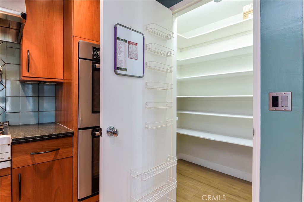 1141 17th Street, Unit 5 Santa Monica, CA 90403 - Photo 25 of 43 a close view of closet