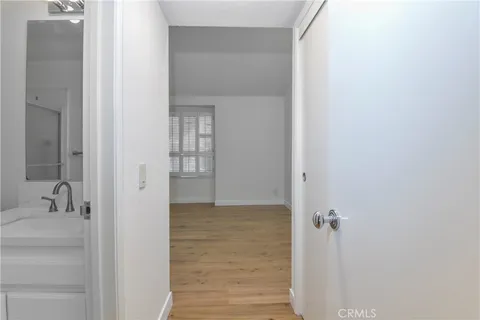 $6,300 | 1141 17th Street, Unit 5, Santa Monica, CA 90403