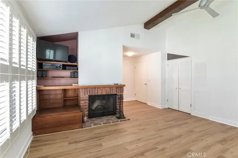 $6,300 | 1141 17th Street, Unit 5, Santa Monica, CA 90403