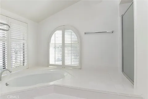 $6,300 | 1141 17th Street, Unit 5, Santa Monica, CA 90403