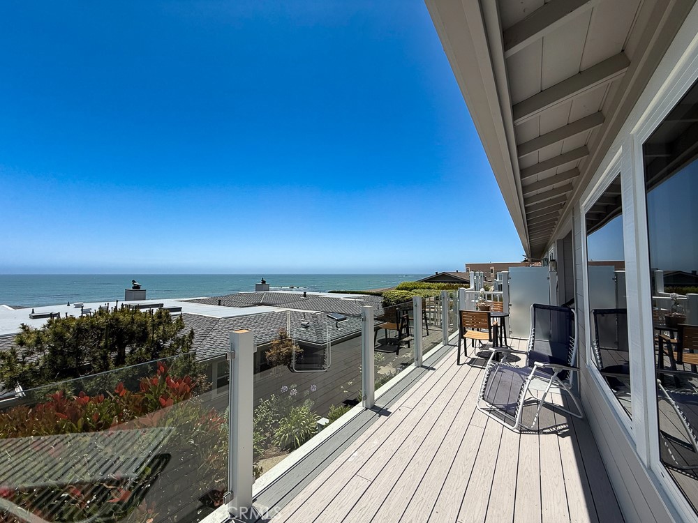 557 Lucerne Street Cayucos, CA 93430 - Photo 15 of 51 Deck