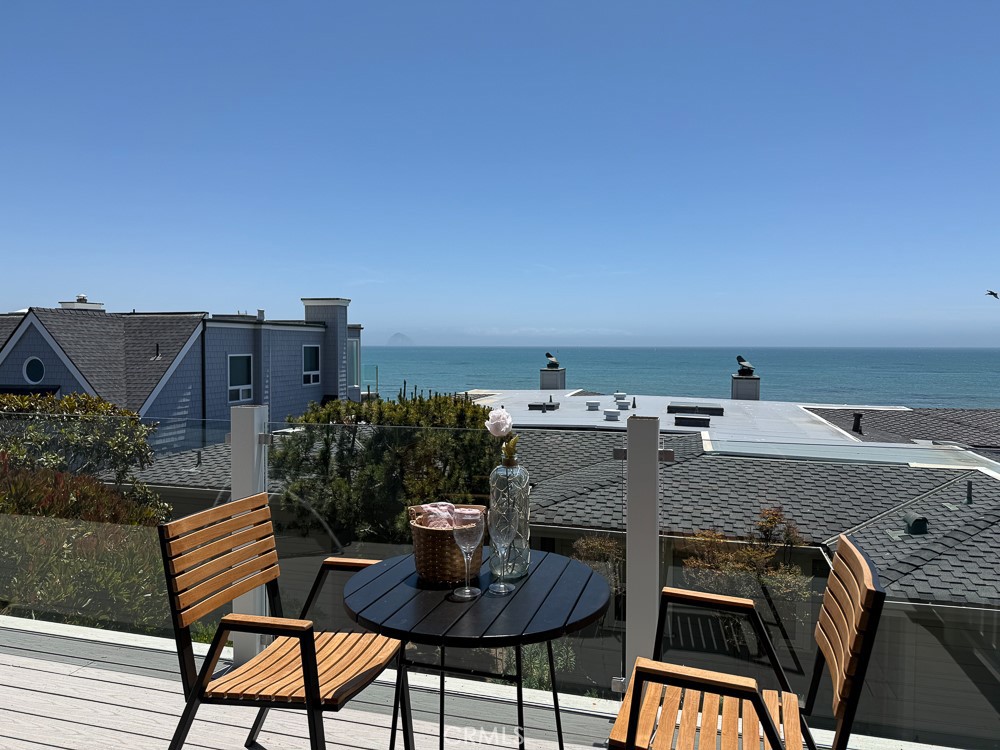 557 Lucerne Street Cayucos, CA 93430 - Photo 2 of 51 Deck