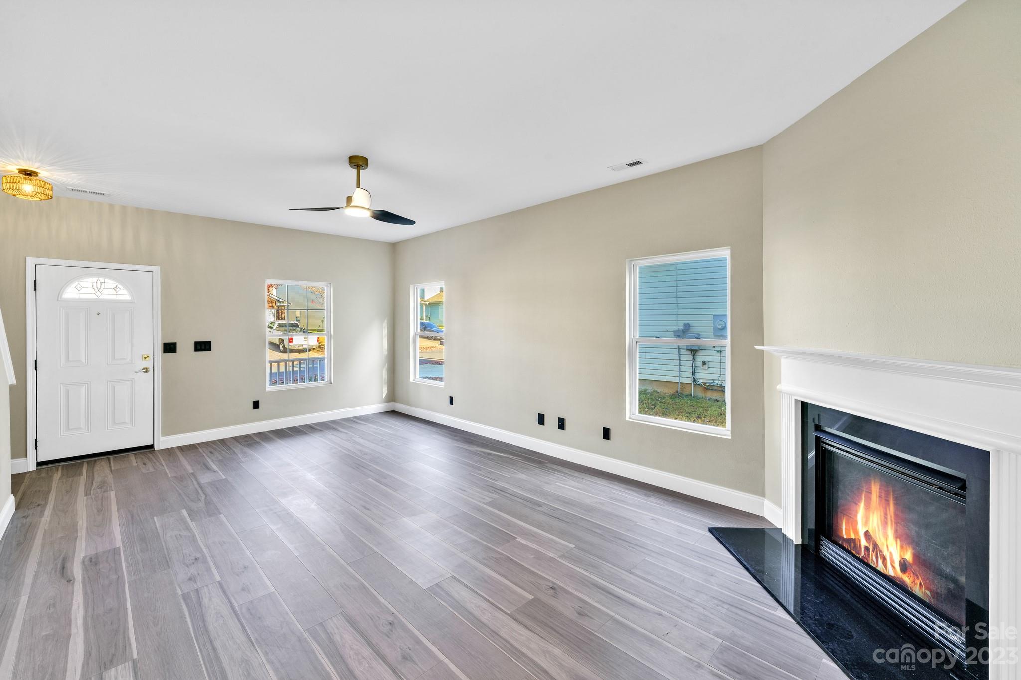 8938 Chalkstone Road Charlotte, NC 28216 - Photo 10 of 30 Gallery Image 10