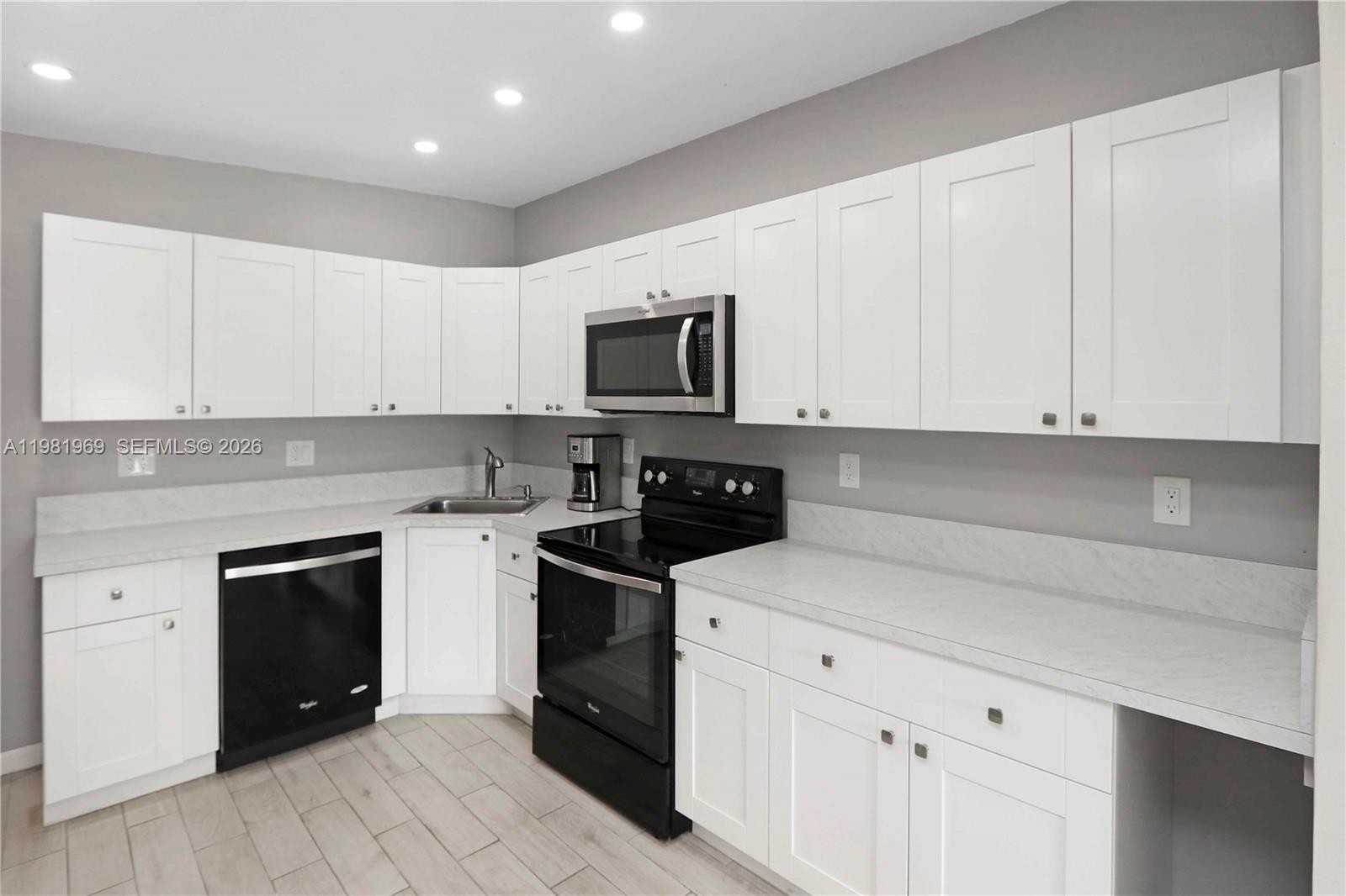 11721 Southwest 112th Terrace Miami, FL 33186 - Photo 3 of 20