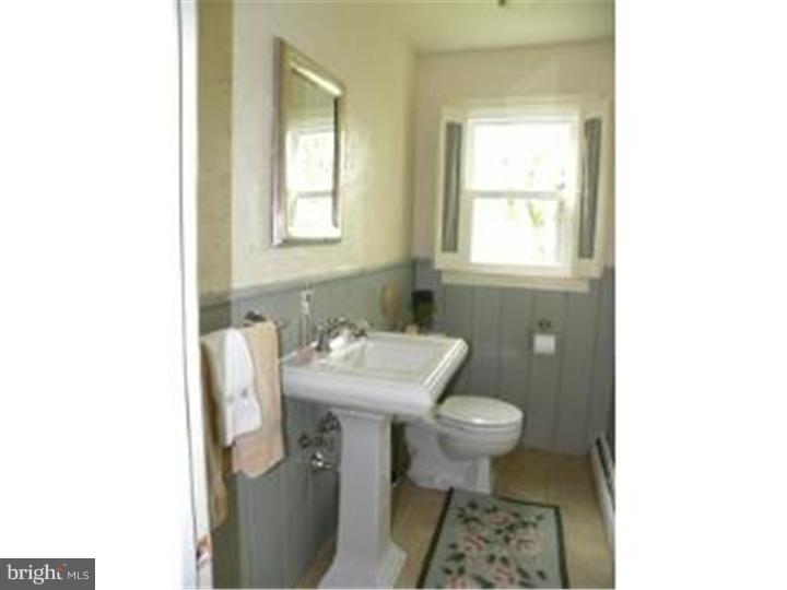 321 West Rose Valley Road Wallingford, PA 19086 - Photo 14 of 19 Half Bath