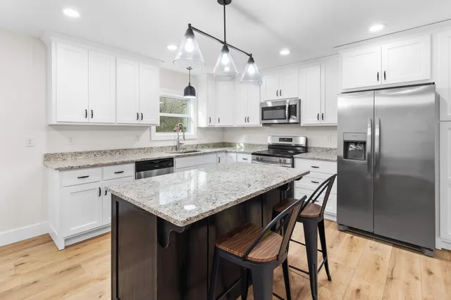 $344,000 | 402 Old State Highway 8, Dunlap, TN 37327