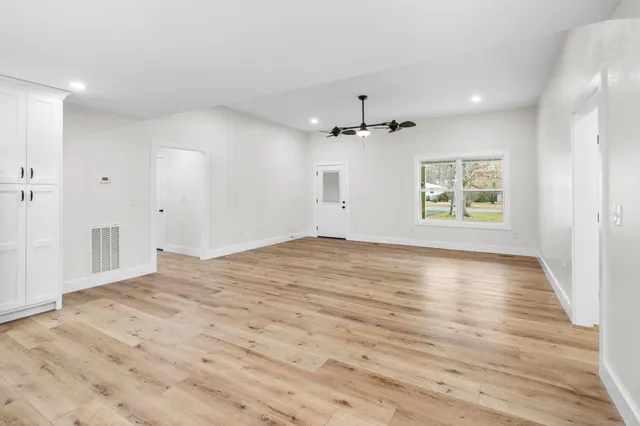 $344,000 | 402 Old State Highway 8, Dunlap, TN 37327