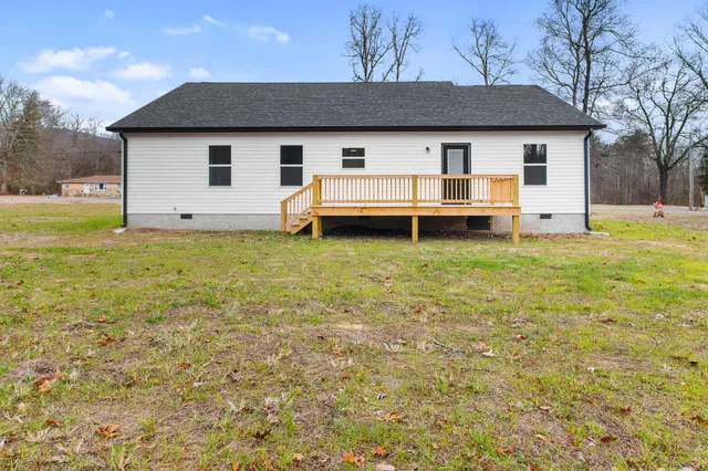 $344,000 | 402 Old State Highway 8, Dunlap, TN 37327