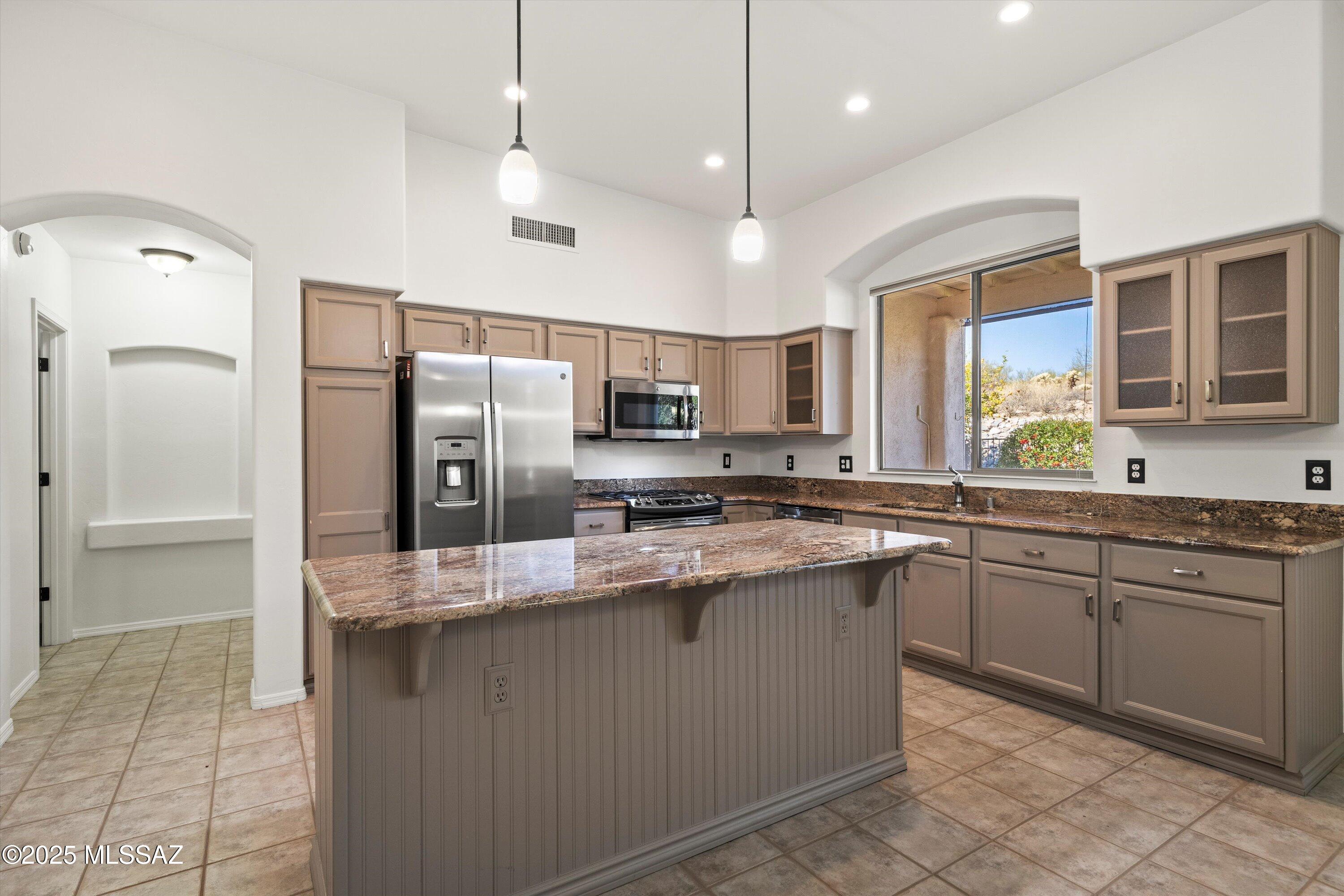 424 West Wheeler Road Tucson, AZ 85737 - Photo 10 of 34