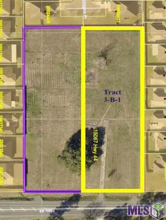 $200,000 | 15067 Highway 44, Gonzales, LA 70737