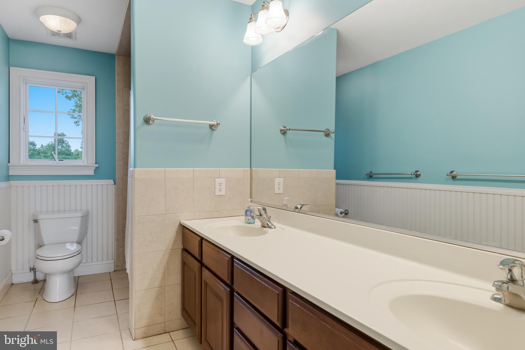 265 Walter Road Chalfont, PA 18914 - Photo 45 of 83 Hall bath with access to bedroom