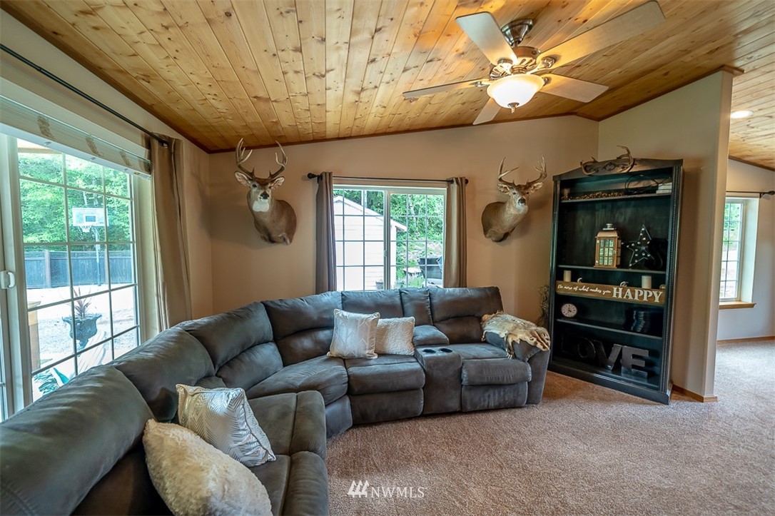 928-49 Logan Hill Road, Unit 49 Chehalis, WA 98532 - Photo 11 of 33