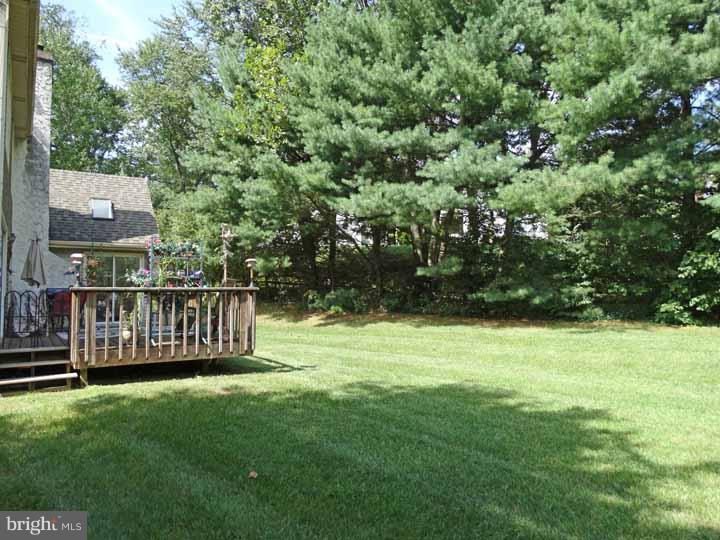 23 Ruby Court Newtown, PA 18940 - Photo 19 of 22 Exterior Back
