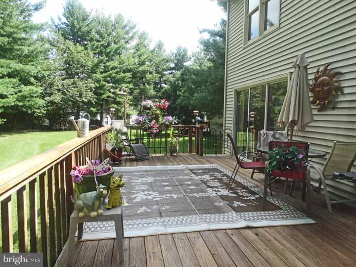 23 Ruby Court Newtown, PA 18940 - Photo 20 of 22 Deck