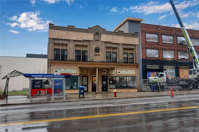 $1,200 | 946 Main Street, Unit 1, Buffalo, NY 14202