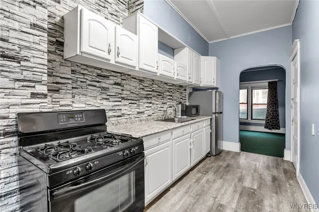 $1,200 | 946 Main Street, Unit 1, Buffalo, NY 14202