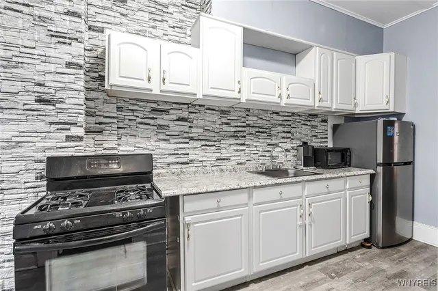 $1,200 | 946 Main Street, Unit 1, Buffalo, NY 14202