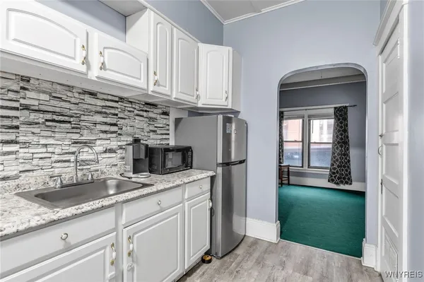 $1,000 | 946 Main Street, Unit 1, Buffalo, NY 14202