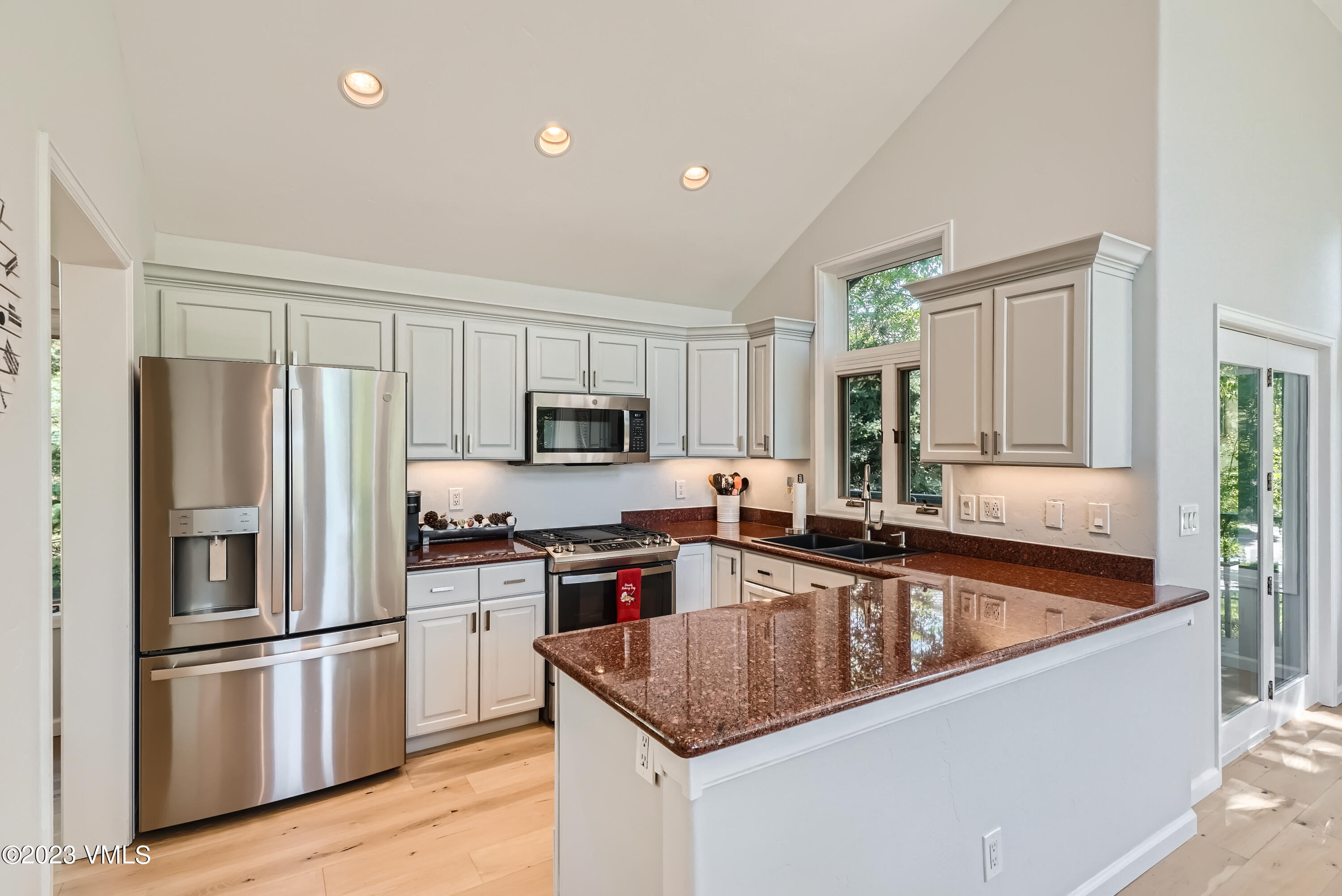 210 June Creek Road Edwards, CO 81632 - Photo 5 of 13 05 2nd Floor Kitchen