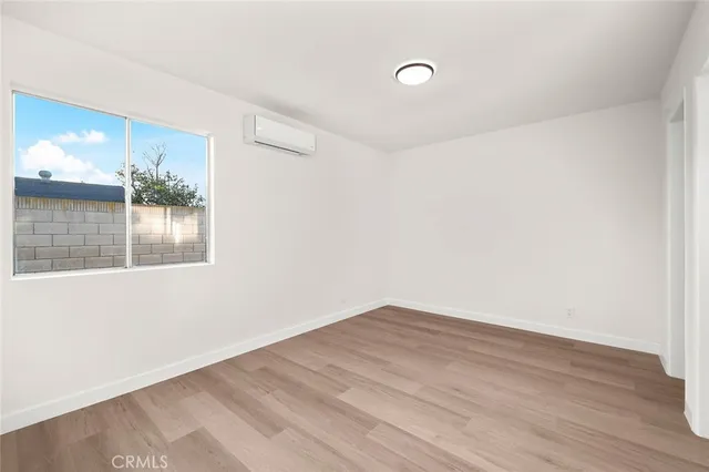 $1,100,000 | 928 South Laurel Street, Santa Ana, CA 92704