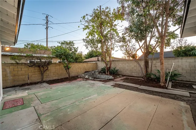 $1,100,000 | 928 South Laurel Street, Santa Ana, CA 92704