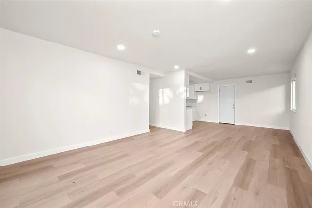 $1,100,000 | 928 South Laurel Street, Santa Ana, CA 92704