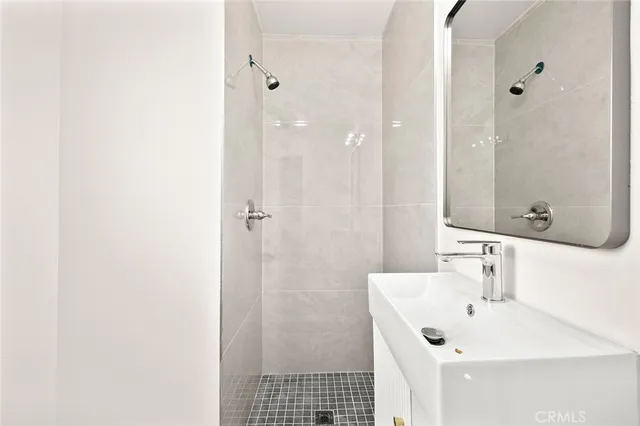 $1,100,000 | 928 South Laurel Street, Santa Ana, CA 92704