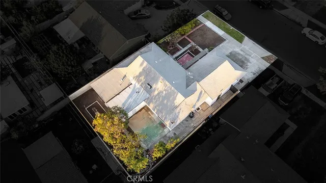 $1,100,000 | 928 South Laurel Street, Santa Ana, CA 92704