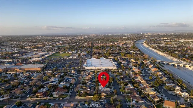 $1,100,000 | 928 South Laurel Street, Santa Ana, CA 92704